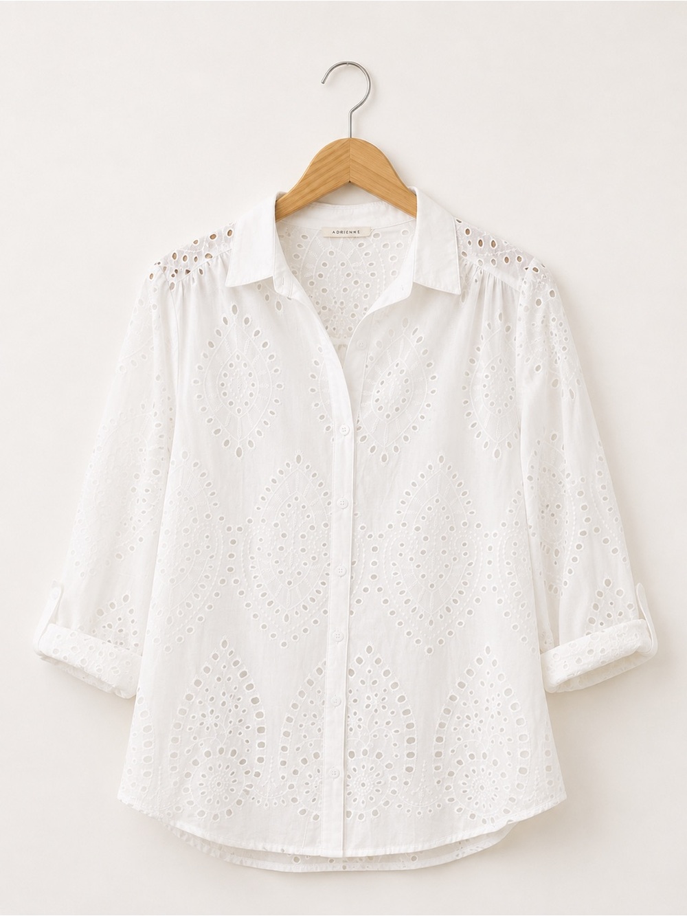 Adiva White Eyelet Button-Front Shirt size M